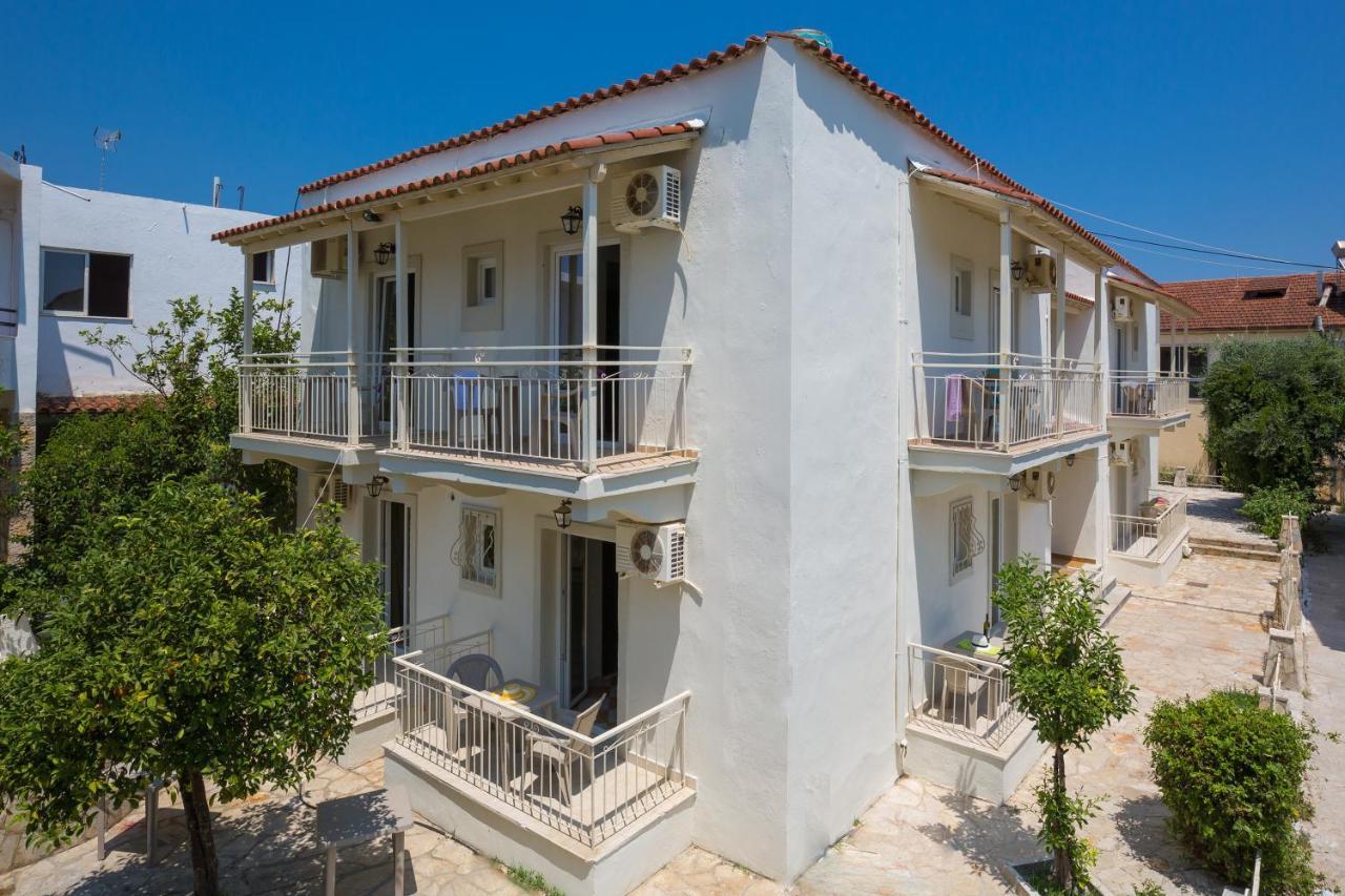 Paralia Studios Kávos Buitenkant foto